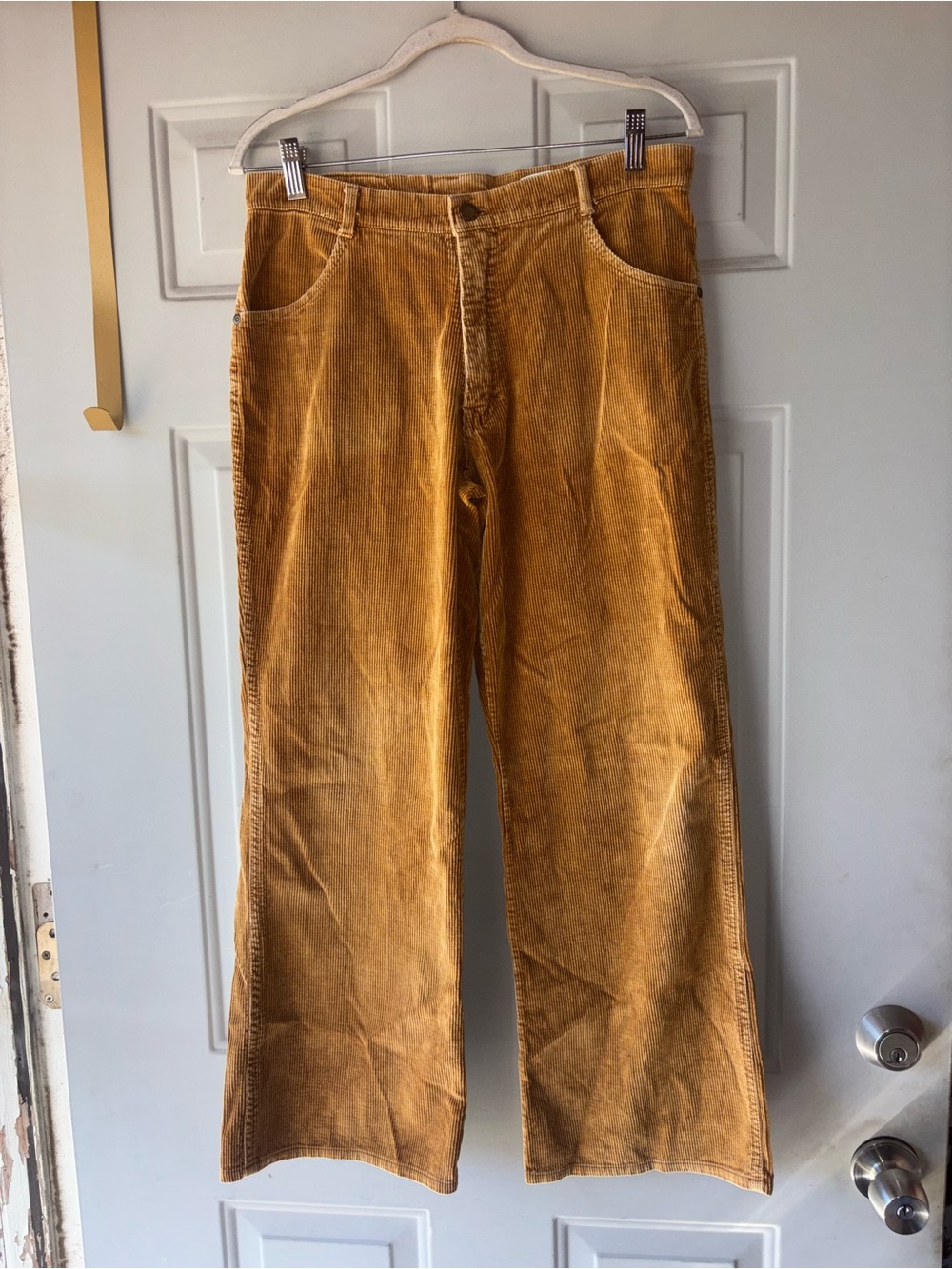 Vintage 80’s Brittania gold corduroy pants size 32